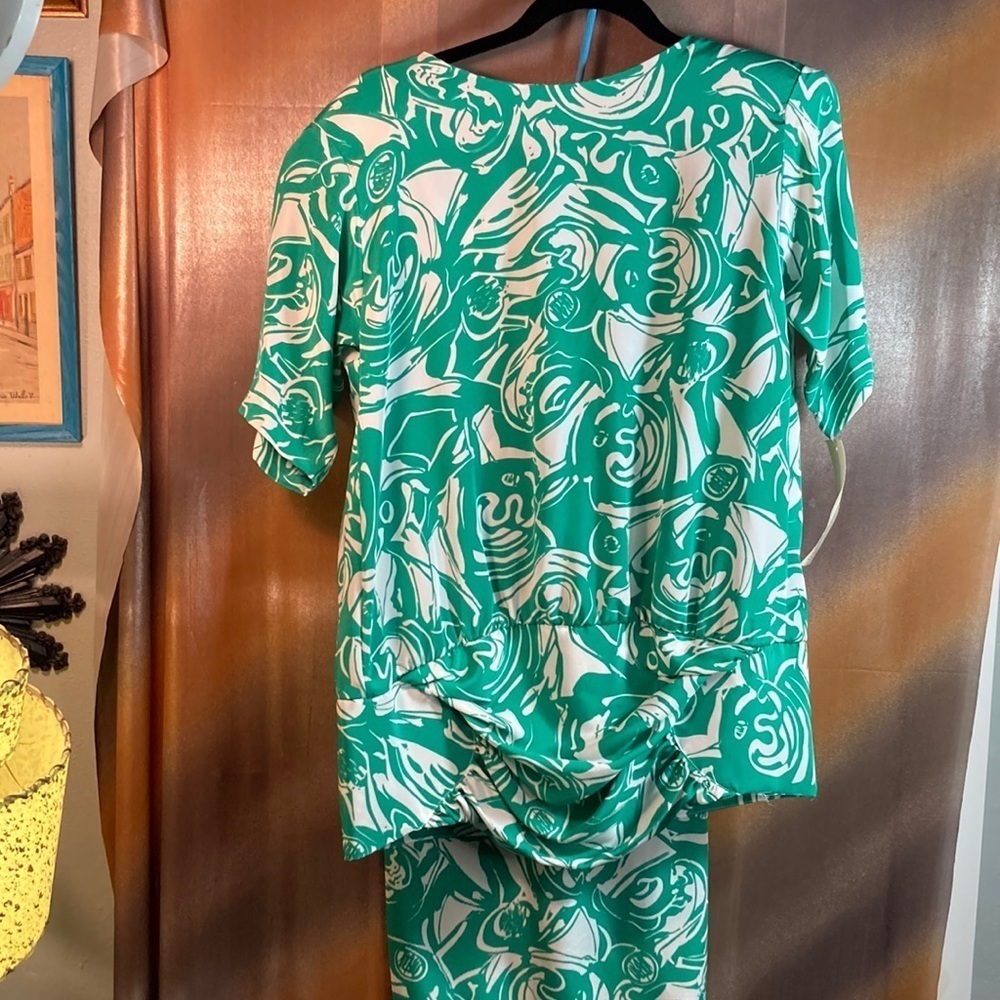 Vintage 90’s green & white 2 piece top & skirt drop waist 126 40”‎ chest NWT